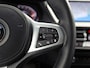 BMW 1-Serie 118i M Sport Automaat (APPLE CARPLAY, M PAKKET, GROOT NAVI, LEDER, SPORTSTOELEN, SFEERVERLICHTING, GETINT GLAS, NIEUWSTAAT)