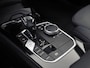 BMW 1-Serie 118i M Sport Automaat (APPLE CARPLAY, M PAKKET, GROOT NAVI, LEDER, SPORTSTOELEN, SFEERVERLICHTING, GETINT GLAS, NIEUWSTAAT)