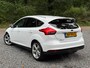 Ford Focus 1.0 Titanium Panoramadak Navigatie Cruise Climate Control stoelverwarming