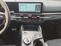 Kia Sportage 1.6 T-GDi Plug-in Hybrid GT-Line | Climate Control | Cruise Control | Camera | Navigatie | Elektrische Kofferklep | Open Dak | Stoelverwarming | Stuurverwarming |
