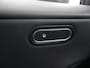 Mercedes-Benz A-klasse 250 e | Panoramadak | Sfeerverlichting | Stoelverwarming | Multibeam |