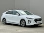 Hyundai Ioniq 1.6 GDi PHEV Premium Sky / Plug-in / Dealer Onderhouden / SOH 93,15% / Infinity Audio / Panorama/Schuifdak / All Season Banden / Navigatie / Camera / Android Auto/Apple Carplay / Cruise Control Adaptief / Stuur & Stoelverwarming /