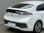 Hyundai Ioniq 1.6 GDi PHEV Premium Sky / Plug-in / Dealer Onderhouden / SOH 93,15% / Infinity Audio / Panorama/Schuifdak / All Season Banden / Navigatie / Camera / Android Auto/Apple Carplay / Cruise Control Adaptief / Stuur & Stoelverwarming /