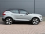 Volvo XC40 Single Motor Extended Range Plus 82 kWh / Dealer Onderhouden / 94.18% SOH / Elektrische Trekhaak / 1500KG Trekgewicht / Apple Carplay&Android Auto / Achteruitrij Camera /