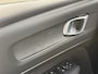 Volvo XC40 Single Motor Extended Range Plus 82 kWh / Dealer Onderhouden / 94.18% SOH / Elektrische Trekhaak / 1500KG Trekgewicht / Apple Carplay&Android Auto / Achteruitrij Camera /