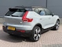 Volvo XC40 Single Motor Extended Range Plus 82 kWh / Dealer Onderhouden / 94.18% SOH / Elektrische Trekhaak / 1500KG Trekgewicht / Apple Carplay&Android Auto / Achteruitrij Camera /