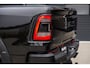Dodge Ram TRX HELLCAT | 6.2 V8 712PK SUPERCHARGER | RODE STIKSELS | FULLY LOADED | CARBON | CREW CAB | DUBBELE CABINE | 5 PERSOONS | De specialist in Amerikaanse pick‑ups in Nederland en Europa.