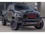 Dodge Ram TRX HELLCAT | 6.2 V8 712PK SUPERCHARGER | RODE STIKSELS | FULLY LOADED | CARBON | CREW CAB | DUBBELE CABINE | 5 PERSOONS | De specialist in Amerikaanse pick‑ups in Nederland en Europa.