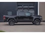 Dodge Ram TRX HELLCAT | 6.2 V8 712PK SUPERCHARGER | RODE STIKSELS | FULLY LOADED | CARBON | CREW CAB | DUBBELE CABINE | 5 PERSOONS | De specialist in Amerikaanse pick‑ups in Nederland en Europa.