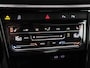 Volkswagen T-Roc Cabrio 1.5 TSi 150 Pk R-Line | Stoelverwarming | Adaptive Cruise | Matrix LED | Camera | Navigatie | Carplay | 17 Inch | 78.241 Km !!