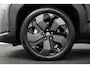 Toyota Urban Cruiser Dynamic 61 kWh Uit voorraad leverbaar | Stoel/Stuurverwarming | Dodehoekdetectie |