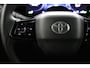 Toyota Urban Cruiser Dynamic 61 kWh Uit voorraad leverbaar | Stoel/Stuurverwarming | Dodehoekdetectie |
