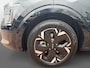 Kia Niro EV ExecutiveLine 64.8 kWh | Meest luxe uitvoering | Head up display | Stoelverwarming en ventilatie | Schuif/ Kantel dak | Cruise Control Adaptief | Carplay | Fabrieksgarantie t/m 4-2032 |