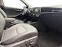 Kia Niro EV ExecutiveLine 64.8 kWh | Meest luxe uitvoering | Head up display | Stoelverwarming en ventilatie | Schuif/ Kantel dak | Cruise Control Adaptief | Carplay | Fabrieksgarantie t/m 4-2032 |