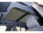 Volvo EX40 Performance Ultra Black Edition 82 kWh - Panorama/schuifdak - IntelliSafe Assist & Surround - 360º Camera - Harman/Kardon audio - Verwarmde voorstoelen, stuur & achterbank - Parkeersensoren voor & achter - Draadloze tel. lader - Warmtepomp - Extra getint glas - Inklapbare trekhaak - 20' LMV