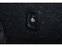 Volvo EX40 Performance Ultra Black Edition 82 kWh - Panorama/schuifdak - IntelliSafe Assist & Surround - 360º Camera - Harman/Kardon audio - Verwarmde voorstoelen, stuur & achterbank - Parkeersensoren voor & achter - Draadloze tel. lader - Warmtepomp - Extra getint glas - Inklapbare trekhaak - 20' LMV