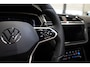 Volkswagen Tiguan 1.4 eHybrid R-Line Black Style | Oryx White | Trekhaak | DCC | IQ-Light | Head-Up | 20" Suzuka | Camera | ACC