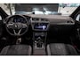 Volkswagen Tiguan 1.4 eHybrid R-Line Black Style | Oryx White | Trekhaak | DCC | IQ-Light | Head-Up | 20" Suzuka | Camera | ACC