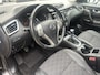 Nissan Qashqai 1.2 Premier Edition /Nieuwe apk bij aflevering/CC/Panorama dak/Lm velgen/Trekhaak/Lm velgen