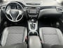 Nissan Qashqai 1.2 Premier Edition /Nieuwe apk bij aflevering/CC/Panorama dak/Lm velgen/Trekhaak/Lm velgen
