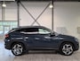 Hyundai Tucson 1.6 T-GDI PHEV 265pk Premium 4WD | Trekhaak | SOH 97,4% | Stuur & Stoel Verwarming // verkoeling | Blis | LED  | Elekt. achterklep | Elektrische stoelen |