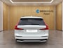 Volvo V60 2.0 T8 Plug-in hybrid AWD Plus Dark | Harman Kardon | Stoel + Stuur Verwarming | Panoramadak | Trekhaak | 360 Camera |
