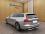 Volvo V60 2.0 T8 Plug-in hybrid AWD Plus Dark | Harman Kardon | Stoel + Stuur Verwarming | Panoramadak | Trekhaak | 360 Camera |