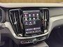 Volvo V60 2.0 T8 Plug-in hybrid AWD Plus Dark | Harman Kardon | Stoel + Stuur Verwarming | Panoramadak | Trekhaak | 360 Camera |