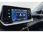 Peugeot e-208 EV Allure 50 kWh | SOH: 99% | Climate control | Cruise control | Achteruitrij camera | Full map navigatie | Stof/kunstlederen bekleding | Apple Carplay/Android Auto