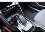 Peugeot e-208 EV Allure 50 kWh | SOH: 99% | Climate control | Cruise control | Achteruitrij camera | Full map navigatie | Stof/kunstlederen bekleding | Apple Carplay/Android Auto