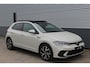 Volkswagen Polo 1.0 TSI 2x R-Line | Panoramadak | Beats by DRE | Dode hoek assistentie | Camera | Ascot Grau | Stoelverwarming |