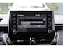 Toyota Corolla 1.8 Hybrid 5drs Active Limited BJ2020 Lmv 16" | Led V+A | Achteruitrijcamera | App-Connect | Navi | Climate control | Cruise control | Zwarte hemel | Getint glas