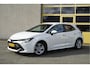 Toyota Corolla 1.8 Hybrid 5drs Active Limited BJ2020 Lmv 16" | Led V+A | Achteruitrijcamera | App-Connect | Navi | Climate control | Cruise control | Zwarte hemel | Getint glas