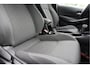 Toyota Corolla 1.8 Hybrid 5drs Active Limited BJ2020 Lmv 16" | Led V+A | Achteruitrijcamera | App-Connect | Navi | Climate control | Cruise control | Zwarte hemel | Getint glas
