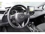 Toyota Corolla 1.8 Hybrid 5drs Active Limited BJ2020 Lmv 16" | Led V+A | Achteruitrijcamera | App-Connect | Navi | Climate control | Cruise control | Zwarte hemel | Getint glas