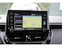 Toyota Corolla 1.8 Hybrid 5drs Active Limited BJ2020 Lmv 16" | Led V+A | Achteruitrijcamera | App-Connect | Navi | Climate control | Cruise control | Zwarte hemel | Getint glas