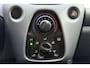 Peugeot 108 1.0 e-VTi Première | Airco | Bluetooth | Lichtmetalen velgen | LED dagrijverlichting
