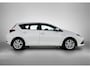 Toyota Auris 1.8 Hybrid Dynamic | Dealer onderhouden | Trekhaak afneembaar | Stoelverwarming | Climate Control | Achteruitrijcamera | Cruise Control | Elektrische ramen voor+achter | SL op kenteken