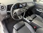 Mercedes-Benz B-klasse 200 Panorama Trekhaak Widescreen Multibeam Mercedes-Benz B-klasse 200 Business Solution AMG
