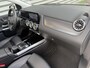 Mercedes-Benz B-klasse 200 Panorama Trekhaak Widescreen Multibeam Mercedes-Benz B-klasse 200 Business Solution AMG