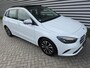 Mercedes-Benz B-klasse 200 Panorama Trekhaak Widescreen Multibeam Mercedes-Benz B-klasse 200 Business Solution AMG