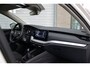 Skoda Octavia Combi 1.0 TSI Ambition | Keyless | Achteruitrijcamera | Stoelverwarming | Navigatie