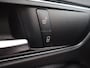 Mercedes-Benz GLA 180 Business Solution Limited | Achteruitrijcamera | Dakrails | Lichtmetalen velgen |