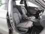 Mercedes-Benz GLA 180 Business Solution Limited | Achteruitrijcamera | Dakrails | Lichtmetalen velgen |
