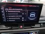 Audi A5 Cabriolet 40 TFSI Launch edition Sport S-Line Matrix Nekverwarming Trekhaak 3-Zone airco Digitaal Camera ACC Navigatie Automaat Alcantara Massagestoelen App connect 19 inch Sportvelgen Navarrablauw metallic Nieuwstaat