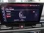 Audi A5 Cabriolet 40 TFSI Launch edition Sport S-Line Matrix Nekverwarming Trekhaak 3-Zone airco Digitaal Camera ACC Navigatie Automaat Alcantara Massagestoelen App connect 19 inch Sportvelgen Navarrablauw metallic Nieuwstaat