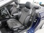 Audi A5 Cabriolet 40 TFSI Launch edition Sport S-Line Matrix Nekverwarming Trekhaak 3-Zone airco Digitaal Camera ACC Navigatie Automaat Alcantara Massagestoelen App connect 19 inch Sportvelgen Navarrablauw metallic Nieuwstaat