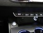 Audi A5 Cabriolet 40 TFSI Launch edition Sport S-Line Matrix Nekverwarming Trekhaak 3-Zone airco Digitaal Camera ACC Navigatie Automaat Alcantara Massagestoelen App connect 19 inch Sportvelgen Navarrablauw metallic Nieuwstaat