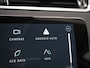 Land Rover Range Rover Evoque 1.5 P300e AWD SE | Panoramadak | Leder | Trekhaak | 360 | Memory | Keyless | Virtual | Dodehoek | Carplay