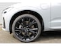 Volvo XC60 T6 Plug-in hybrid AWD Ultra Black Edition | Luchtvering | Trekhaak | Panoramadak | Verwarmbare voorstoelen, achterbank en  stuurwiel | Head-up display | Premium audio by Harman Kardon | Apple carplay/Android auto